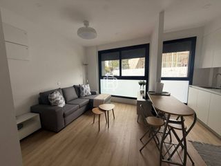 Lloguer Pis  Calle cólogan 1. Piso de una habitacion totalmente a estrenar en puerto de la cru