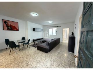 Miete Etagenwohnung  Calle agustín de bethencourt. Piso de 3 habitaciones en la orotava