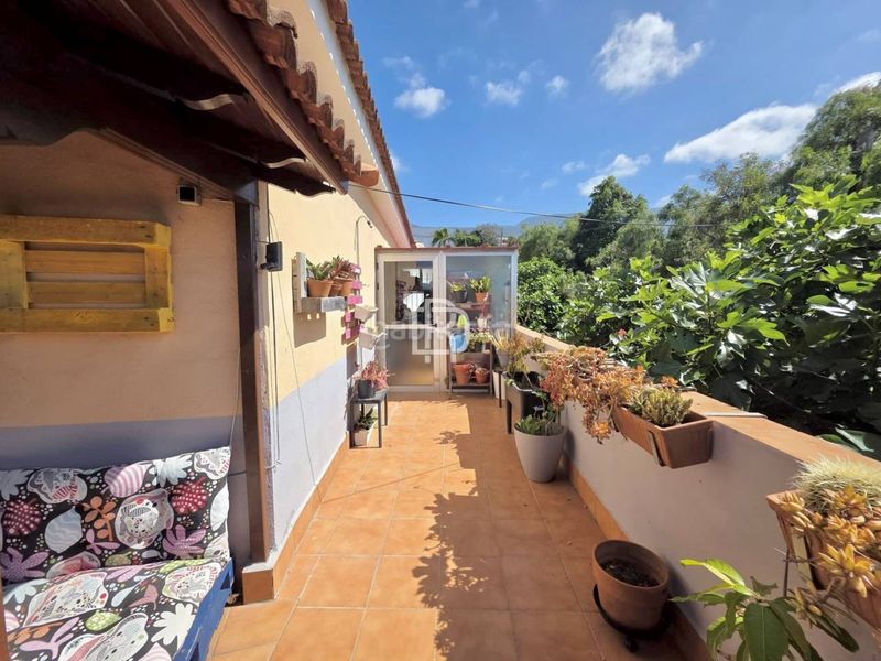 Foto 90b2dd69-6cdf-4f36-8ea9-80eb577613b0. Casa adossada a La Perdoma - San Antonio - Benijos Orotava (La)