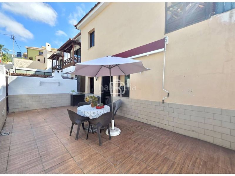 Foto a48528c7-5371-486f-b6dc-aceea4446241. Casa adossada a La Perdoma - San Antonio - Benijos Orotava (La)