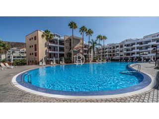 Appartamento  Avenida palm-mar. Vivienda con terraza, garaje, trastero y piscina en palmmar