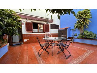 Location Maison jumelée  Calle urbanización las araucarias. Exclusivo chalet adosado de 5 habitaciones con terraza en la oro