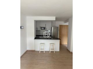 Lloguer Pis  Calle valois. Piso de una habitacion completamente reformado en puerto de la c