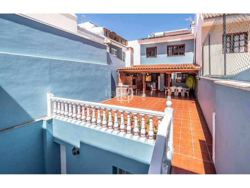 Foto afbbeb8b-4cfd-44ce-a6a1-2f4a1468be6a. Casa adossada amb aparcament a Centro Orotava (La)