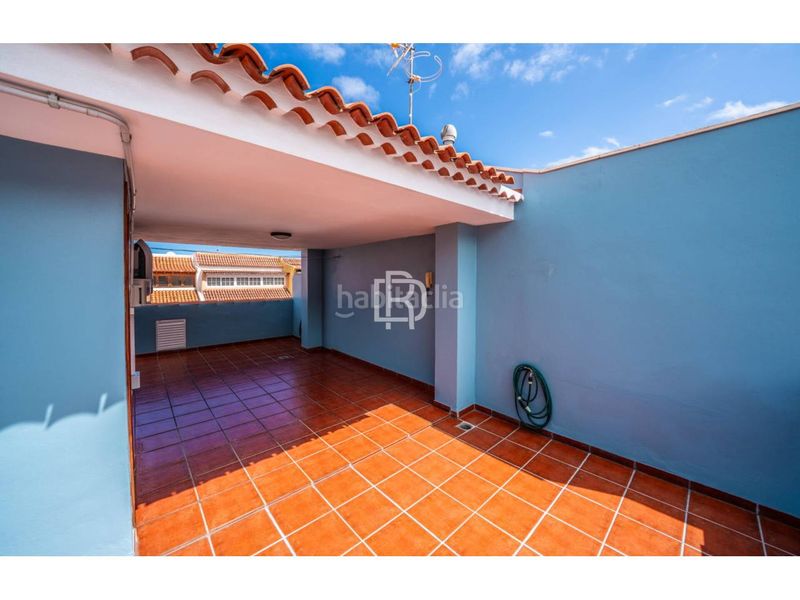 Foto b6f5b5e9-5c74-4ae8-bad1-068a5b27f9e6. Casa adossada amb aparcament a Centro Orotava (La)