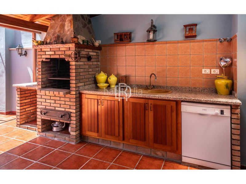 Foto f0b1c9a7-25d2-43ab-94f9-6ac22be293bb. Casa adossada amb aparcament a Centro Orotava (La)