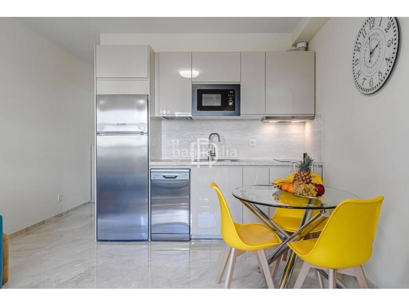 Foto 29379c91-5a73-4185-bb4b-b279618fb954. Apartamento  totalmente reformado en torviscas,. en Adeje