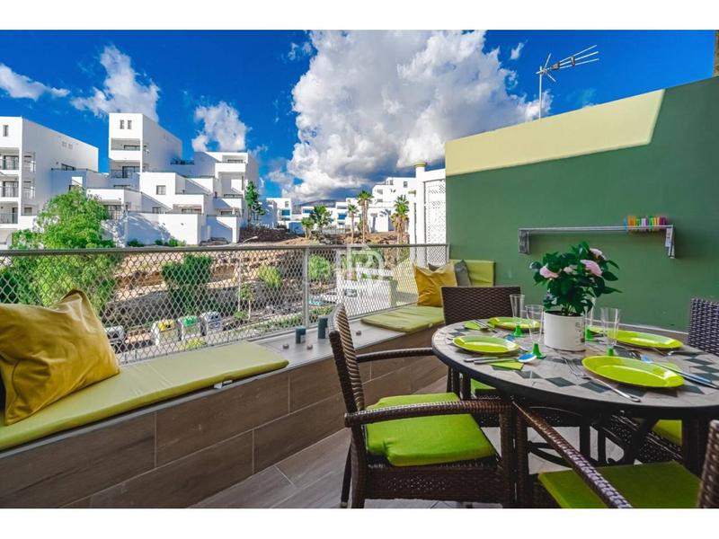 Foto 2f233bdc-7362-4017-8142-b0ff3af034b3. Apartamento  totalmente reformado en torviscas,. en Adeje