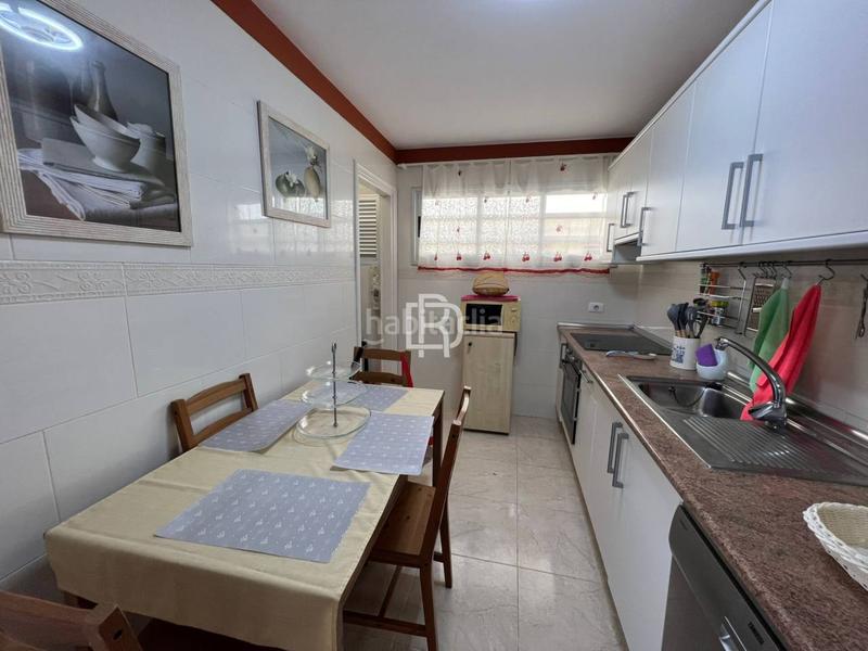 Foto 91185d64-73ab-47d2-adc6-80ebf5879219. Alquiler piso privilegiado piso con vistas al mar en Candelaria