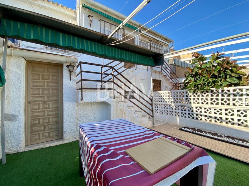 Foto 1671d7ab-94ea-49cd-9078-8d74d38ff885. Casa adossada a Playa Tamarit-Playa Lissa Santa Pola