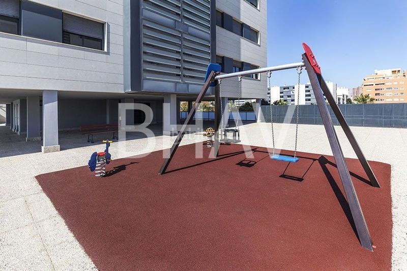 Foto 06f69f21-d84d-460f-a126-5a318d260943. Affitto appartamento con riscaldamento parcheggio piscina in Alicante