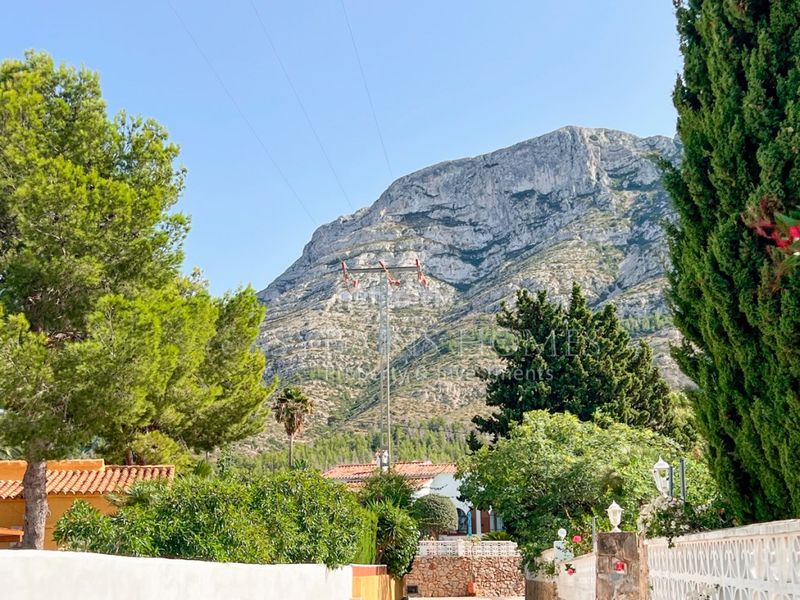 Foto 6d6a655e-c899-40ba-a465-5580d8eb86e1. Terreny residencial a El Montgó Dénia