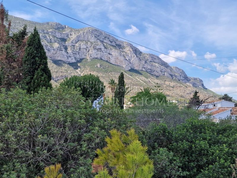 Foto 7c8a89a4-cb10-4d3c-a53c-70dbfa8be32d. Terreny residencial a El Montgó Dénia