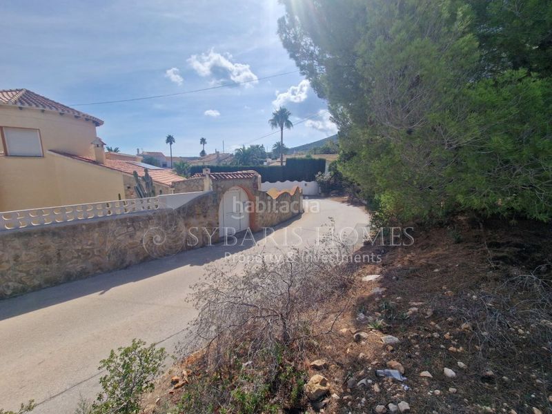 Foto bb0d0949-3b43-4ce9-b65d-4a0c221b4b3d. Terreny residencial a El Montgó Dénia