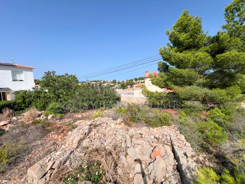 Foto dda75bde-2c0b-42c5-8dc8-7a6962b29222. Terreno residenziale in El Montgó Dénia