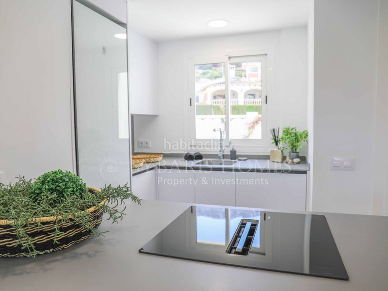 Foto a3f14fab-6796-4c9a-9c12-1f26e67ca3b2. Apartament amb aparcament piscina a El Montgó Dénia
