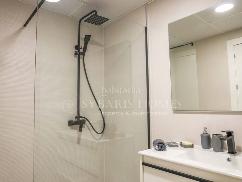 Foto cb1d43e8-5e03-478a-8292-6a3411af11e2. Apartament amb aparcament piscina a El Montgó Dénia