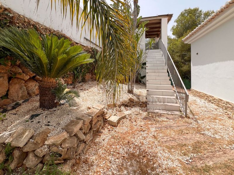 Foto bc9d2c3c-bab7-4fc5-b30e-bc6d058c9c43. Xalet amb aparcament piscina a El Montgó Dénia