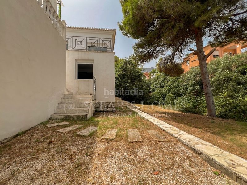 Foto c288b08c-9bb8-4e0f-b308-242565466ca0. Xalet amb aparcament piscina a El Montgó Dénia