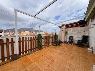 Attico  Calle antic camp de futbol. Atico espacioso de 5 habitaciones con vistas a segaria y al mar
