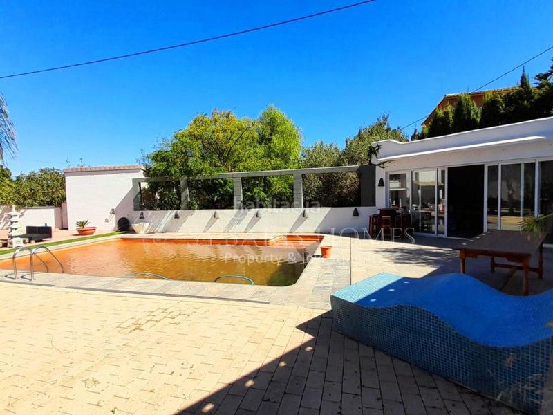 Foto 18ee4281-c495-4387-be04-af0612c20ff1. Chalet  con piscina vistas al mar en el montgo en Dénia
