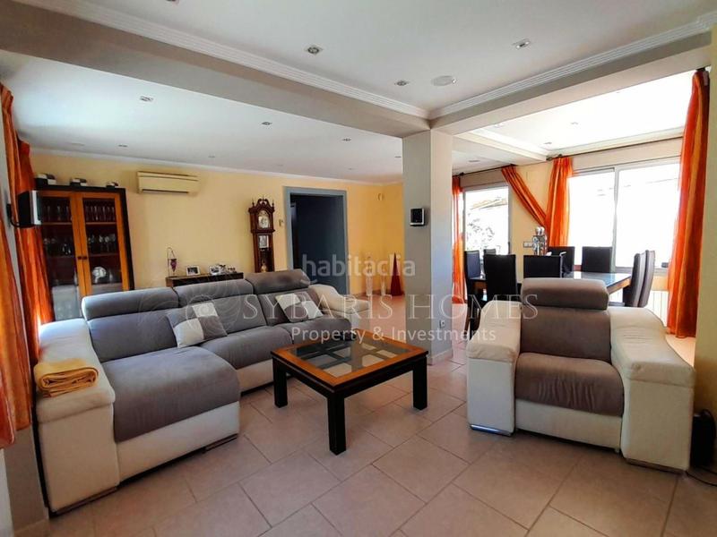 Foto 86273727-6dd8-4c9c-9018-9742dea23256. Chalet  con piscina vistas al mar en el montgo en Dénia