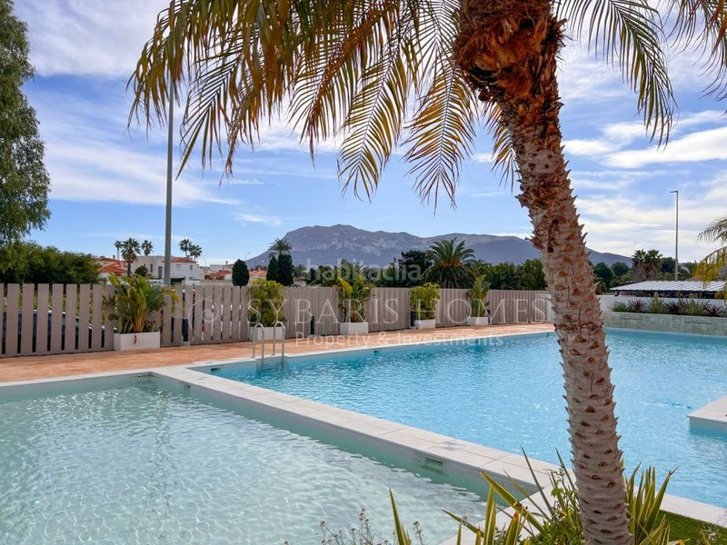 Foto 60033a9e-eba2-4e82-81e5-42dc2ecf90c7. Apartament amb aparcament piscina a Les Bovetes - La Felicidad Dénia