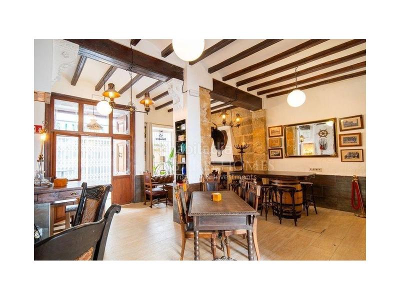 Foto a9d57f79-ad2e-4d02-aae2-c0a38e74fdb0. Local comercial venta de barrestaurant con posible hotel y vivienda independiente en el corazon de javea en Xàbia
