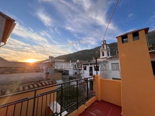 Appartement  N/a. Piso a reformar en benichembla, terraza privada y vistas a la mo