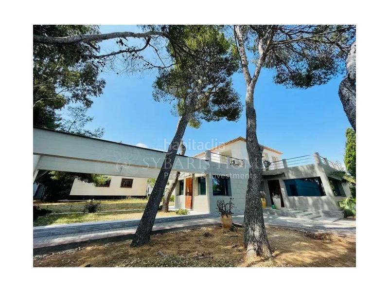 Foto fdeb3665-5515-4b5d-87ef-a49b81f325fb. Xalet amb aparcament piscina a Las Rotas / Les Rotes Dénia