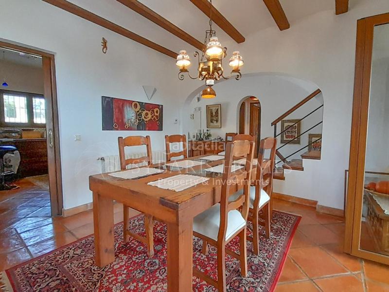 Foto 0b49ad42-eaf8-4601-bd5a-6843ca5a8a6e. Chalet  en monte con vistas al mar en Pego