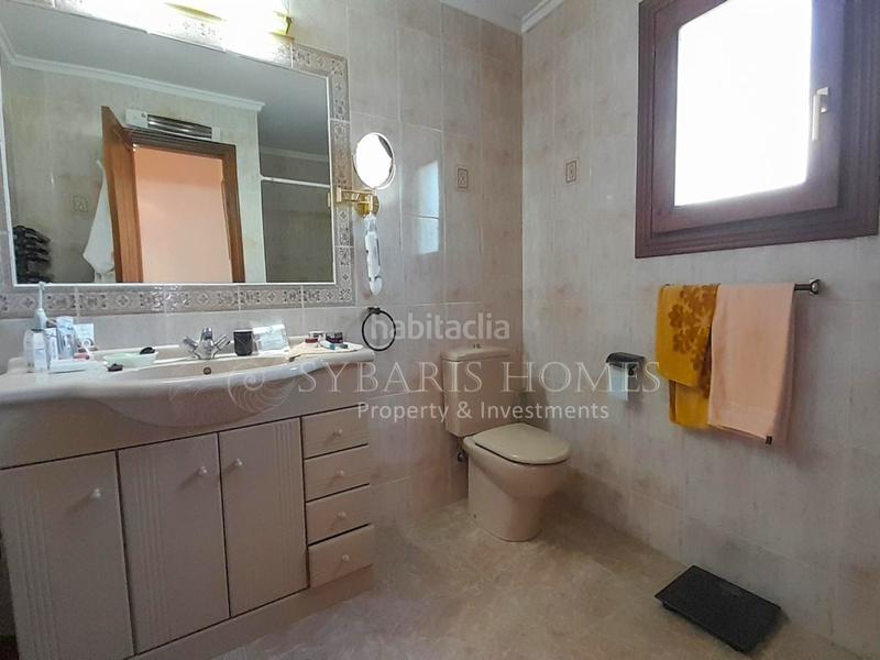 Foto 325259bc-881b-4374-891c-0a416c1b0f8c. Chalet  en monte con vistas al mar en Pego