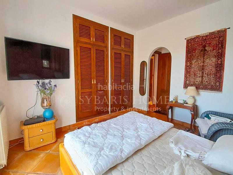Foto 4c3e4569-2ef7-4617-b106-bed00de68504. Chalet  en monte con vistas al mar en Pego