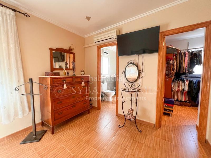 Foto 58632290-b9b5-4a9d-aede-eecaed719f7b. Chalet  independiente de 4 dormitorios en denia en Dénia