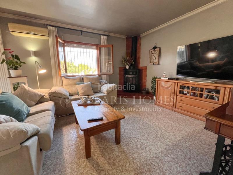 Foto 8235c796-7f7b-45ae-980e-aea3a725687c. Chalet  independiente de 4 dormitorios en denia en Dénia