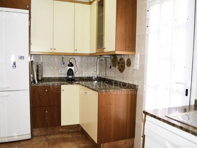 Foto 045af84f-1922-42a3-9fb9-278d12dc0154. Chalet con parcheggio piscina in Las Rotas / Les Rotes Dénia