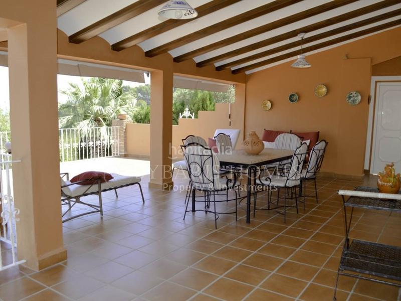 Foto 259980c9-e9b3-41bc-bd9c-286593df5d77. Chalet con parcheggio piscina in Las Rotas / Les Rotes Dénia