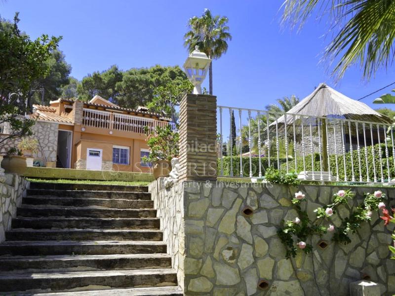 Foto 2df6c880-59d9-4ba8-afc2-940ba896abc6. Chalet con parcheggio piscina in Las Rotas / Les Rotes Dénia