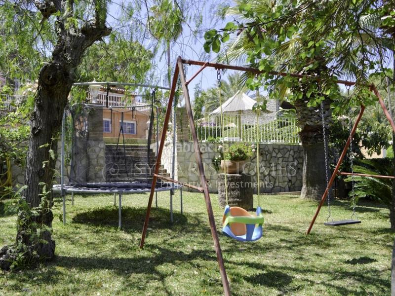 Foto 7bebeca0-ec7d-4ef7-9400-0f1a8d43c502. Chalet con parcheggio piscina in Las Rotas / Les Rotes Dénia