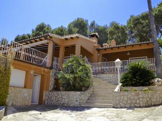 Chalet  N/a. Chalet de 4 dormitorios en las rotas, con vistas al mar