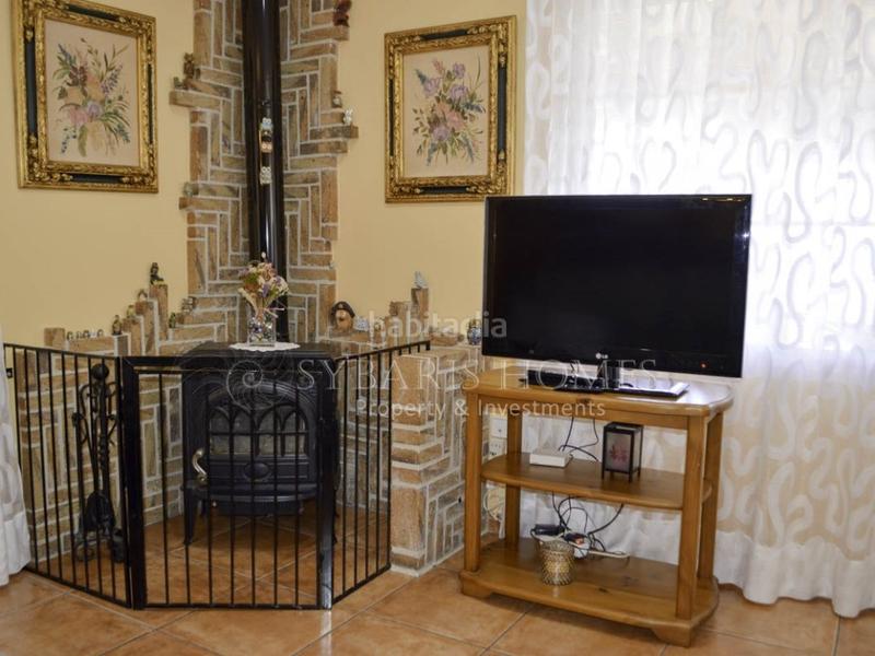 Foto ce50fd12-88f9-4f70-ac0c-d5cd1ba9023e. Chalet con parcheggio piscina in Las Rotas / Les Rotes Dénia