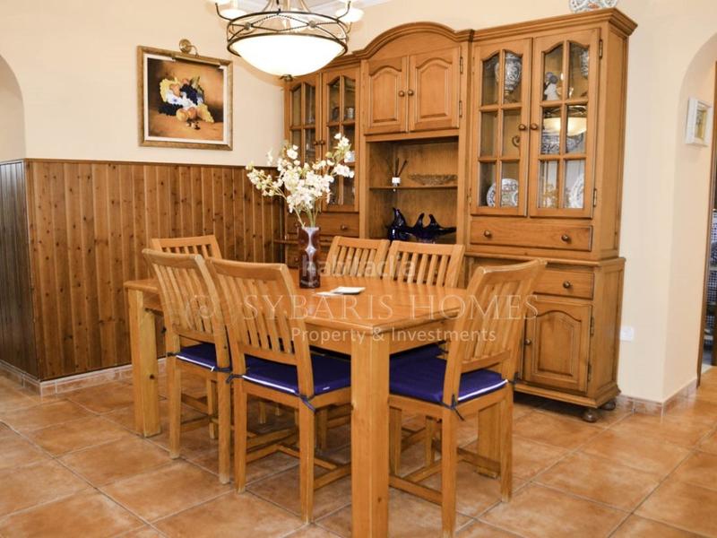 Foto d7951ccb-53ea-4056-923d-1763fd47babc. Chalet con parcheggio piscina in Las Rotas / Les Rotes Dénia