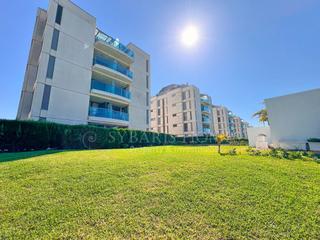 Apartament a Avenida valencia 96. Excelente piso muy cerca de la playa con todos los servicios