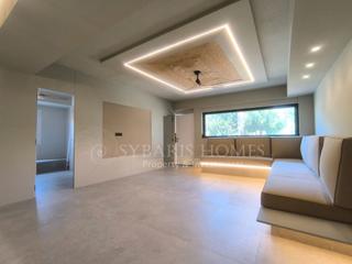 Apartament  N/a. Bajo de 4 dormitorios de diseño unico