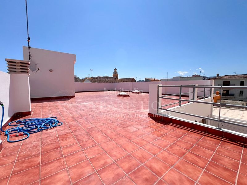 Foto 53b60e4c-c5ad-4e04-a109-def5fa8fa7a1. Casa amb aparcament a Verger (el)