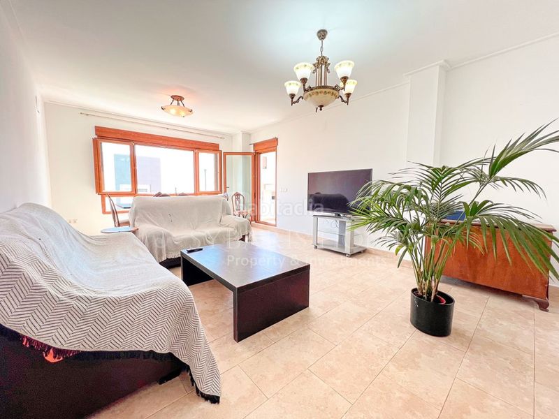Foto b04c0272-b001-40bc-a17e-0f245b295677. Casa amb aparcament a Verger (el)