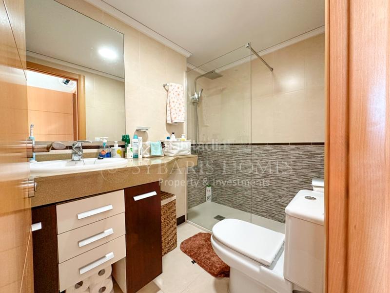 Foto 2041a368-a13e-4c4c-b951-bbe2c53397fa. Apartamento en carretera de las marinas s/n excelente apartamento en primera linea en Dénia