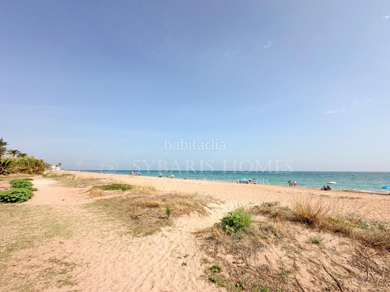Foto 22470736-6e43-4620-9b9c-da2e7aef30e1. Apartamento en carretera de las marinas s/n excelente apartamento en primera linea en Dénia