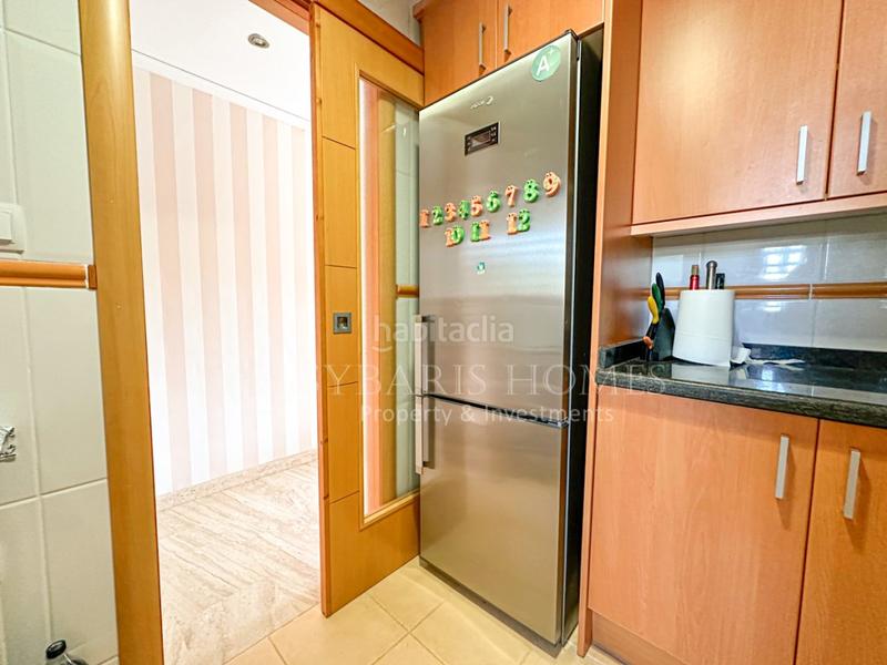 Foto 39ba2192-27bf-41b7-9231-c0017f1f40a2. Apartamento en carretera de las marinas s/n excelente apartamento en primera linea en Dénia