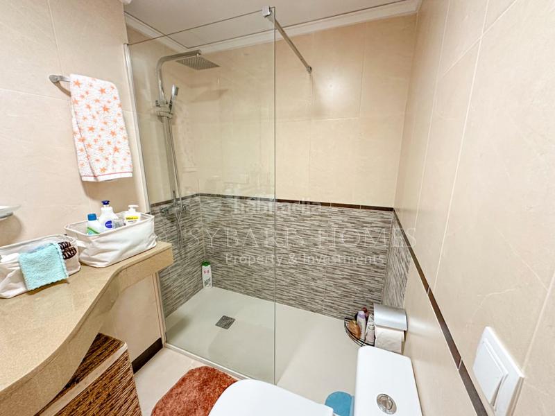 Foto 80d2dda1-9ed2-4944-bf0c-d79e43261a79. Apartamento en carretera de las marinas s/n excelente apartamento en primera linea en Dénia